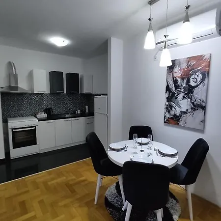 Bianco Rosso Appartement *